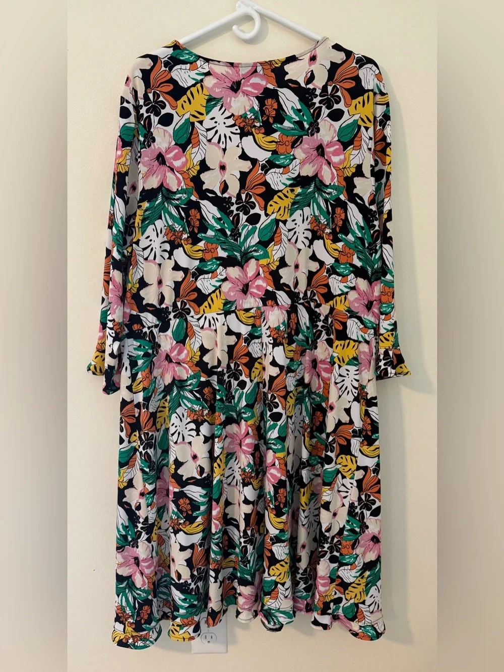 NWT Lane Bryant Floral Faux Wrap Dress Tie Waist Sz 22/24 - Picture 12 of 14